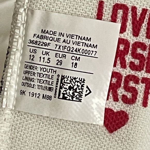 Converse Chuck Taylor All Star Love Fearlessly 12Y - Picture 7 of 14
